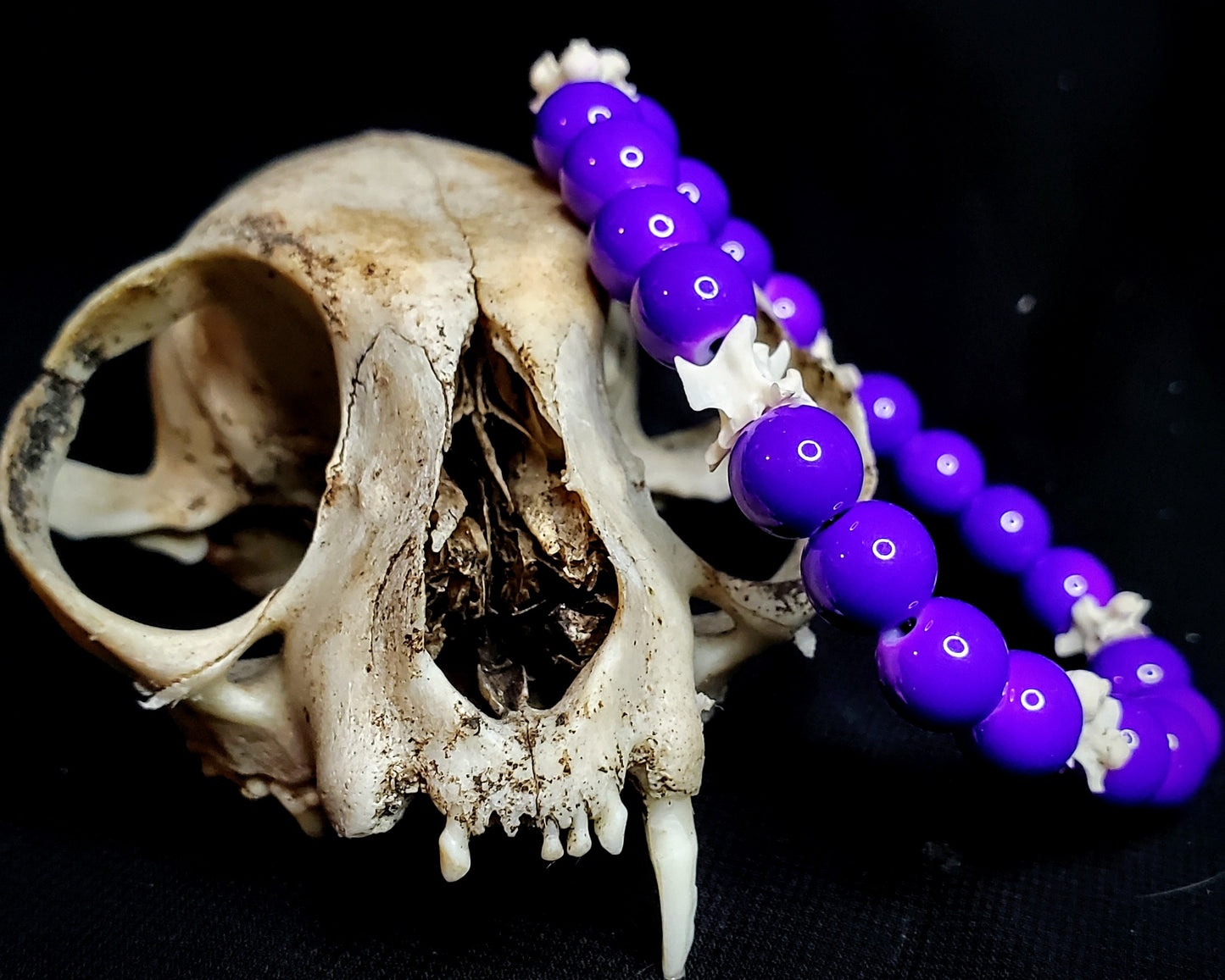 Mystic Vein: Glass Bead & Bone Bracelet