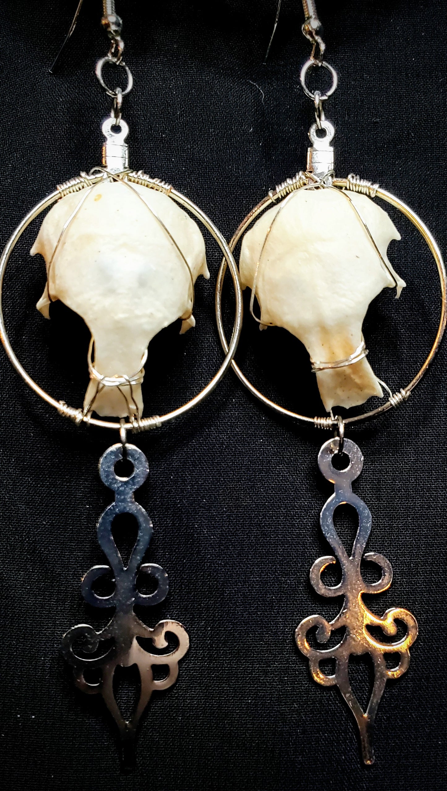 Fading Moments: Rat Skull Earrings