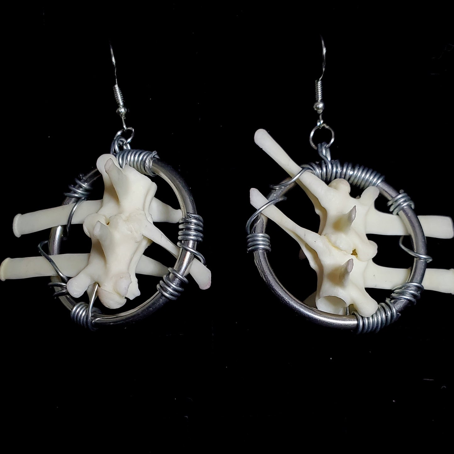 Monitor's Spine Earrings