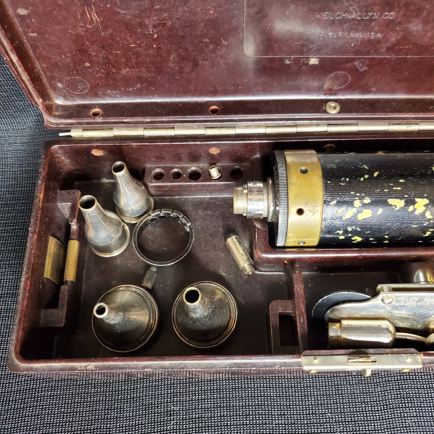 1930s Welch Allyn Otoscope Kit w/ Authentic Bakalite Case (as is)