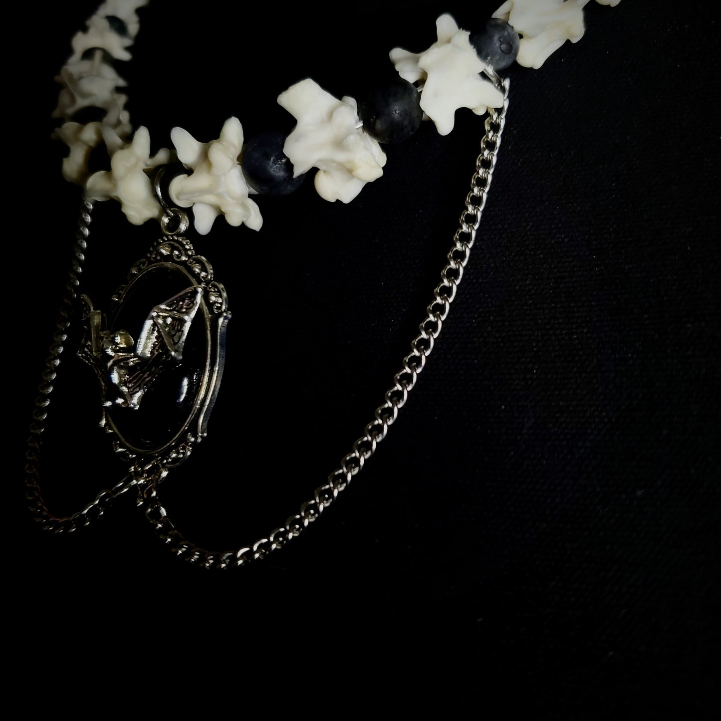 Nocturnal Serpent Choker